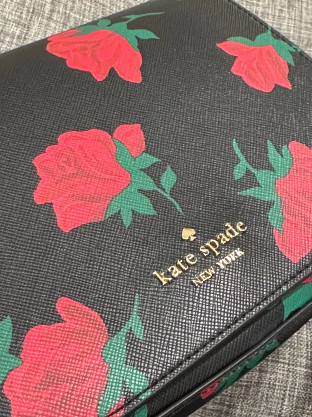 Kate Spade Bag Madison Rose Toss Printed Black Saddle Crossbody - Picture 15 of 17